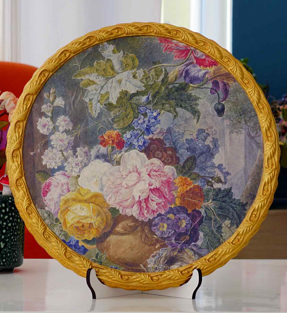 30 cm İşlemeli Altın Yaldızlı Dekoratif Sunum Tepsisi ön görünüm